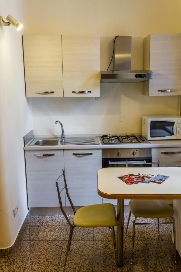 Suite Porta Borsari Верона Екстериор снимка